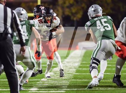 Thumbnail 1 in De La Salle vs. Pittsburg (CIF NCS Open Final) photogallery.