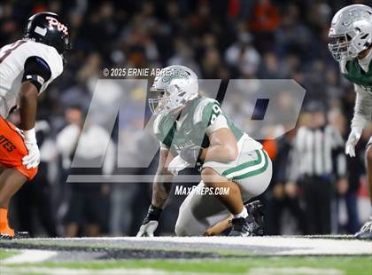 Thumbnail 1 in De La Salle vs. Pittsburg (CIF NCS Open Final) photogallery.