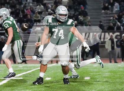 Thumbnail 2 in De La Salle vs. Pittsburg (CIF NCS Open Final) photogallery.