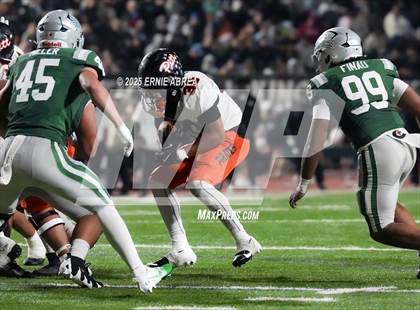 Thumbnail 2 in De La Salle vs. Pittsburg (CIF NCS Open Final) photogallery.