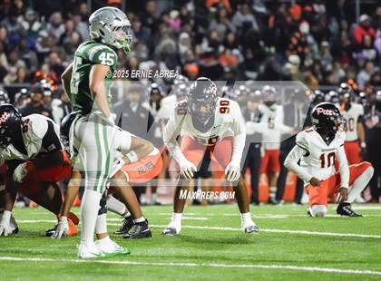 Thumbnail 2 in De La Salle vs. Pittsburg (CIF NCS Open Final) photogallery.