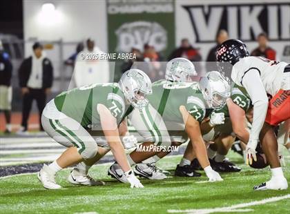 Thumbnail 2 in De La Salle vs. Pittsburg (CIF NCS Open Final) photogallery.