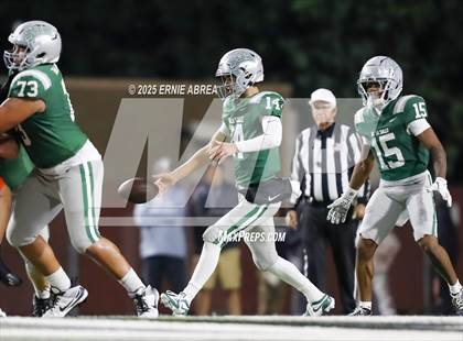 Thumbnail 1 in De La Salle vs. Pittsburg (CIF NCS Open Final) photogallery.