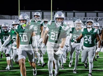 Thumbnail 3 in De La Salle vs. Pittsburg (CIF NCS Open Final) photogallery.