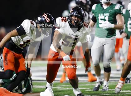 Thumbnail 3 in De La Salle vs. Pittsburg (CIF NCS Open Final) photogallery.