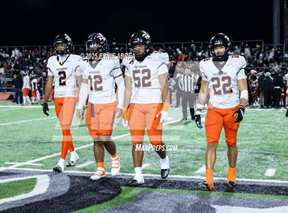 Thumbnail 2 in De La Salle vs. Pittsburg (CIF NCS Open Final) photogallery.