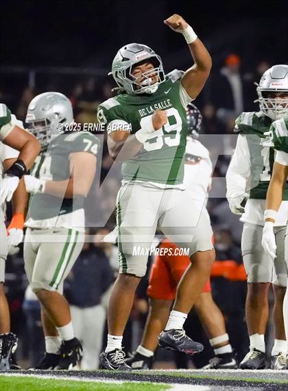 Thumbnail 3 in De La Salle vs. Pittsburg (CIF NCS Open Final) photogallery.