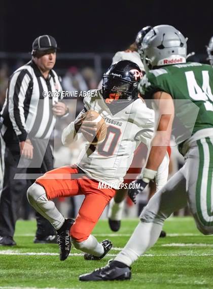 Thumbnail 1 in De La Salle vs. Pittsburg (CIF NCS Open Final) photogallery.