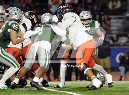 Thumbnail 1 in De La Salle vs. Pittsburg (CIF NCS Open Final) photogallery.