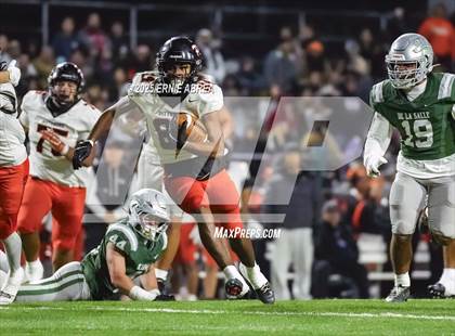 Thumbnail 3 in De La Salle vs. Pittsburg (CIF NCS Open Final) photogallery.