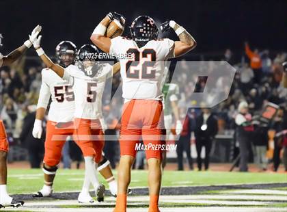 Thumbnail 1 in De La Salle vs. Pittsburg (CIF NCS Open Final) photogallery.