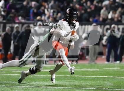 Thumbnail 3 in De La Salle vs. Pittsburg (CIF NCS Open Final) photogallery.