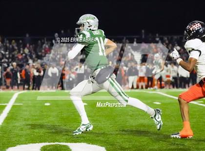 Thumbnail 2 in De La Salle vs. Pittsburg (CIF NCS Open Final) photogallery.