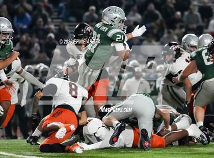 Thumbnail 2 in De La Salle vs. Pittsburg (CIF NCS Open Final) photogallery.