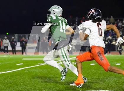 Thumbnail 2 in De La Salle vs. Pittsburg (CIF NCS Open Final) photogallery.