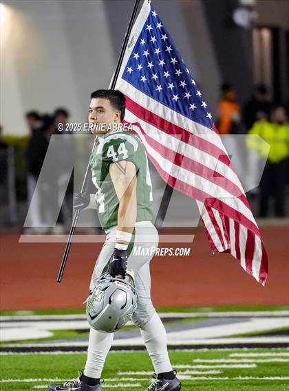 Thumbnail 3 in De La Salle vs. Pittsburg (CIF NCS Open Final) photogallery.