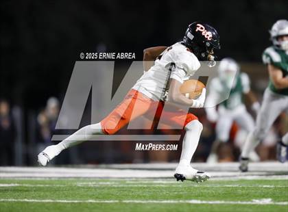 Thumbnail 1 in De La Salle vs. Pittsburg (CIF NCS Open Final) photogallery.