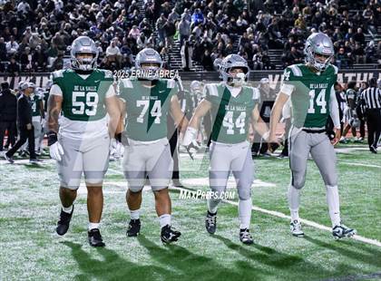 Thumbnail 2 in De La Salle vs. Pittsburg (CIF NCS Open Final) photogallery.