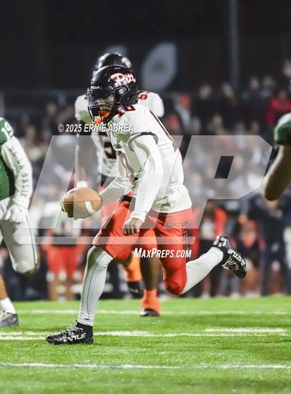 Thumbnail 1 in De La Salle vs. Pittsburg (CIF NCS Open Final) photogallery.