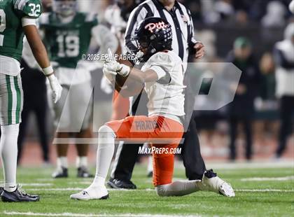 Thumbnail 2 in De La Salle vs. Pittsburg (CIF NCS Open Final) photogallery.