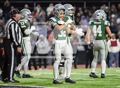 Thumbnail 1 in De La Salle vs. Pittsburg (CIF NCS Open Final) photogallery.