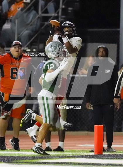 Thumbnail 1 in De La Salle vs. Pittsburg (CIF NCS Open Final) photogallery.
