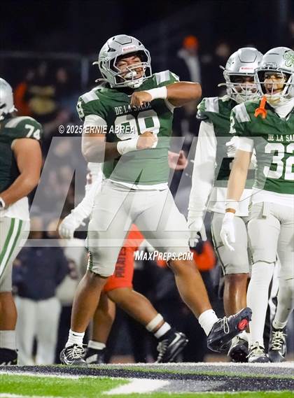 Thumbnail 3 in De La Salle vs. Pittsburg (CIF NCS Open Final) photogallery.