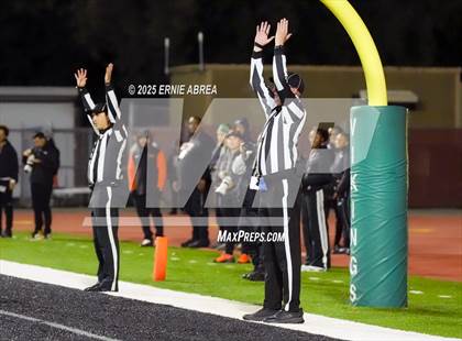 Thumbnail 2 in De La Salle vs. Pittsburg (CIF NCS Open Final) photogallery.