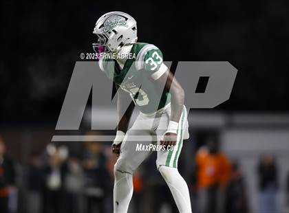 Thumbnail 3 in De La Salle vs. Pittsburg (CIF NCS Open Final) photogallery.