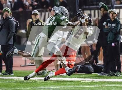 Thumbnail 2 in De La Salle vs. Pittsburg (CIF NCS Open Final) photogallery.