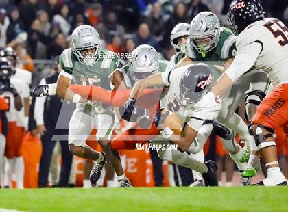 Thumbnail 1 in De La Salle vs. Pittsburg (CIF NCS Open Final) photogallery.