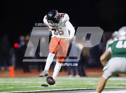 Thumbnail 1 in De La Salle vs. Pittsburg (CIF NCS Open Final) photogallery.