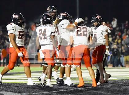 Thumbnail 2 in De La Salle vs. Pittsburg (CIF NCS Open Final) photogallery.