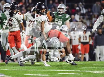 Thumbnail 2 in De La Salle vs. Pittsburg (CIF NCS Open Final) photogallery.