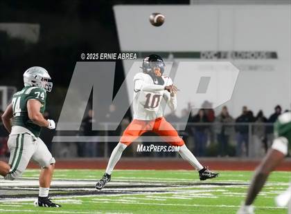 Thumbnail 2 in De La Salle vs. Pittsburg (CIF NCS Open Final) photogallery.