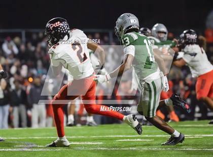 Thumbnail 1 in De La Salle vs. Pittsburg (CIF NCS Open Final) photogallery.