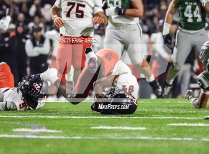 Thumbnail 2 in De La Salle vs. Pittsburg (CIF NCS Open Final) photogallery.