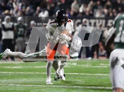 Thumbnail 1 in De La Salle vs. Pittsburg (CIF NCS Open Final) photogallery.