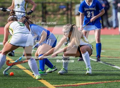 Thumbnail 3 in Ward Melville vs. Maine-Endwell (NYSPHSAA Class A Final) photogallery.