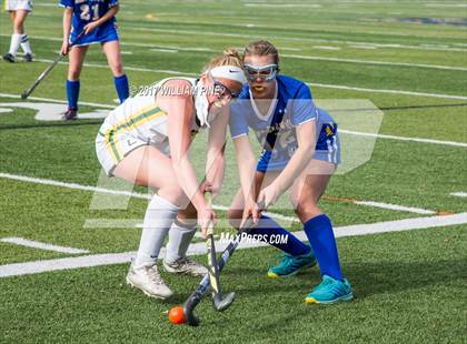 Thumbnail 2 in Ward Melville vs. Maine-Endwell (NYSPHSAA Class A Final) photogallery.