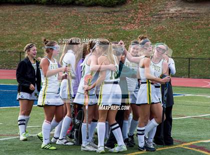 Thumbnail 2 in Ward Melville vs. Maine-Endwell (NYSPHSAA Class A Final) photogallery.