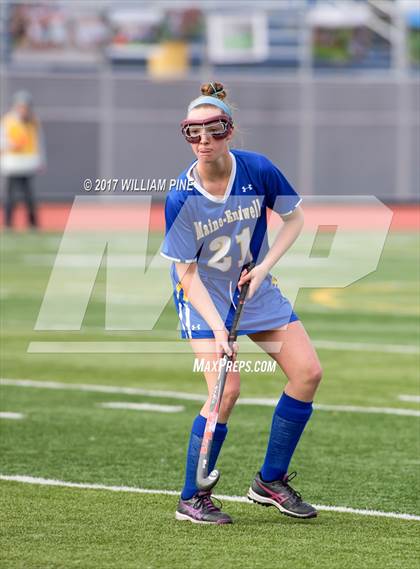 Thumbnail 1 in Ward Melville vs. Maine-Endwell (NYSPHSAA Class A Final) photogallery.