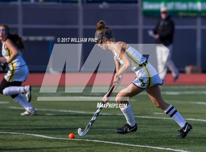 Thumbnail 3 in Ward Melville vs. Maine-Endwell (NYSPHSAA Class A Final) photogallery.