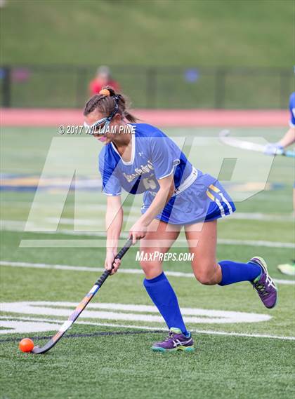 Thumbnail 2 in Ward Melville vs. Maine-Endwell (NYSPHSAA Class A Final) photogallery.