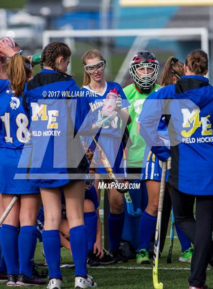 Thumbnail 2 in Ward Melville vs. Maine-Endwell (NYSPHSAA Class A Final) photogallery.
