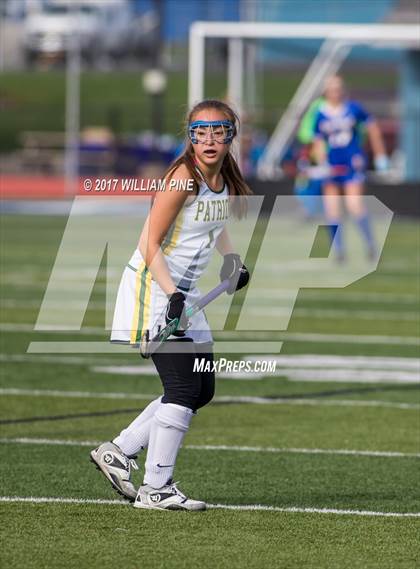 Thumbnail 3 in Ward Melville vs. Maine-Endwell (NYSPHSAA Class A Final) photogallery.