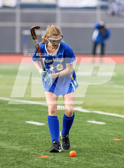 Thumbnail 2 in Ward Melville vs. Maine-Endwell (NYSPHSAA Class A Final) photogallery.