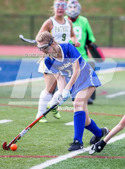 Thumbnail 1 in Ward Melville vs. Maine-Endwell (NYSPHSAA Class A Final) photogallery.