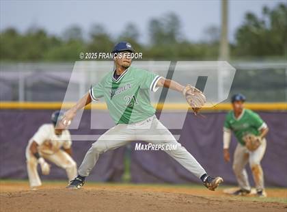 Thumbnail 3 in Sumner @ Lennard photogallery.