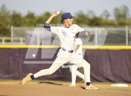 Thumbnail 2 in Sumner @ Lennard photogallery.